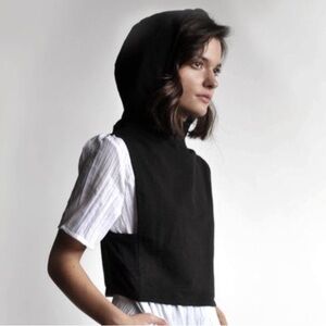 Noctex Shield Cropped Hoodie - S/M